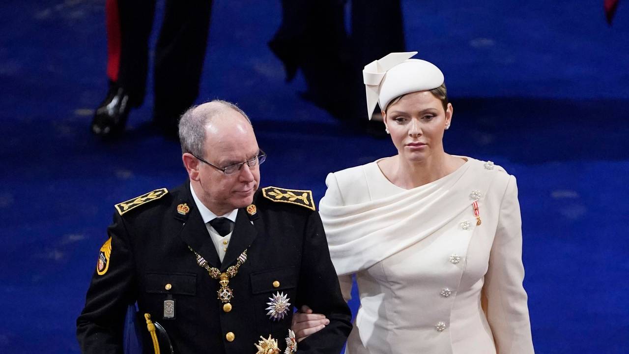Fürst Albert von Monaco, und Fürstin Charlène von Monaco nehmen an der Krönung des britischen Königs Charles III. und Königin Camilla in der Westminster Abbey teil.