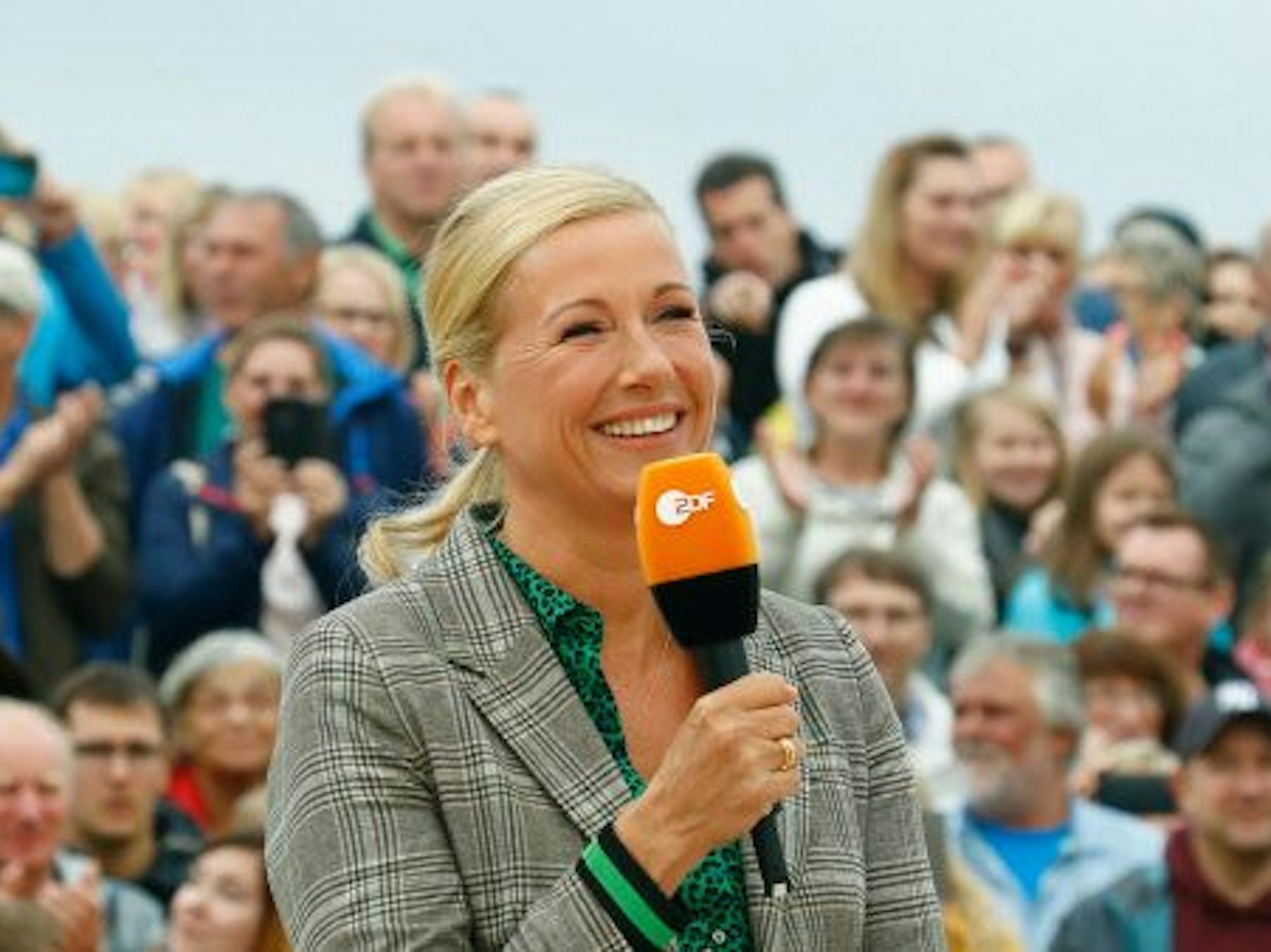 Andrea Kiewel im ZDF Fernsehgarten