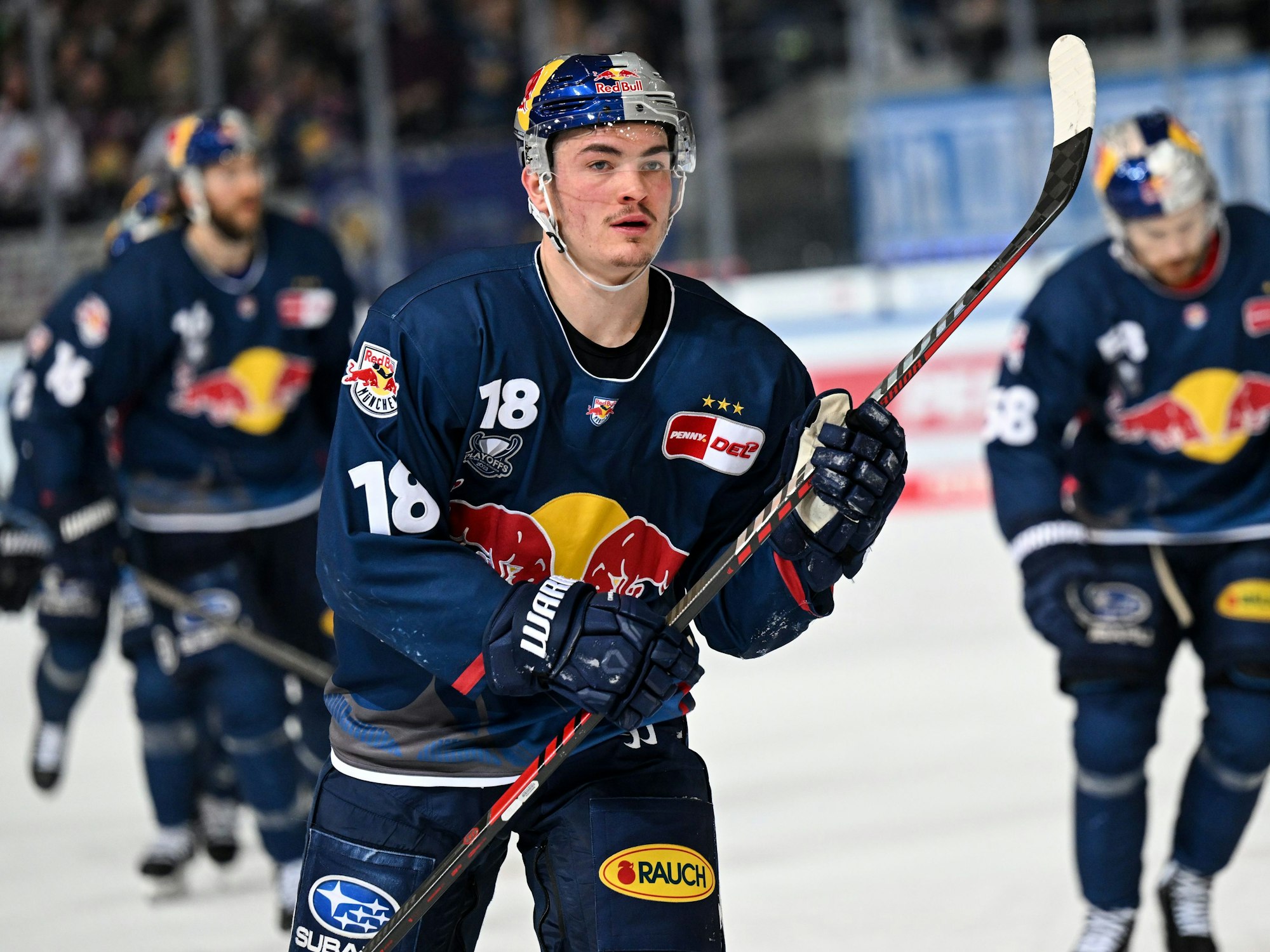 Justin Schütz jubelt über ein Tor.