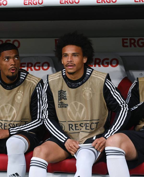 Benjamin Henrichs, Leroy Sané, Niklas Süle beim Länderspiel zwischen Deutschland und England am 7. Juni 2022.