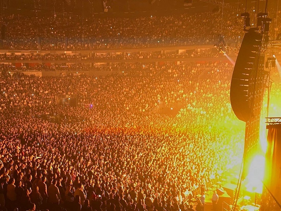 Blick in die volle Lanxess-Arena in Köln.