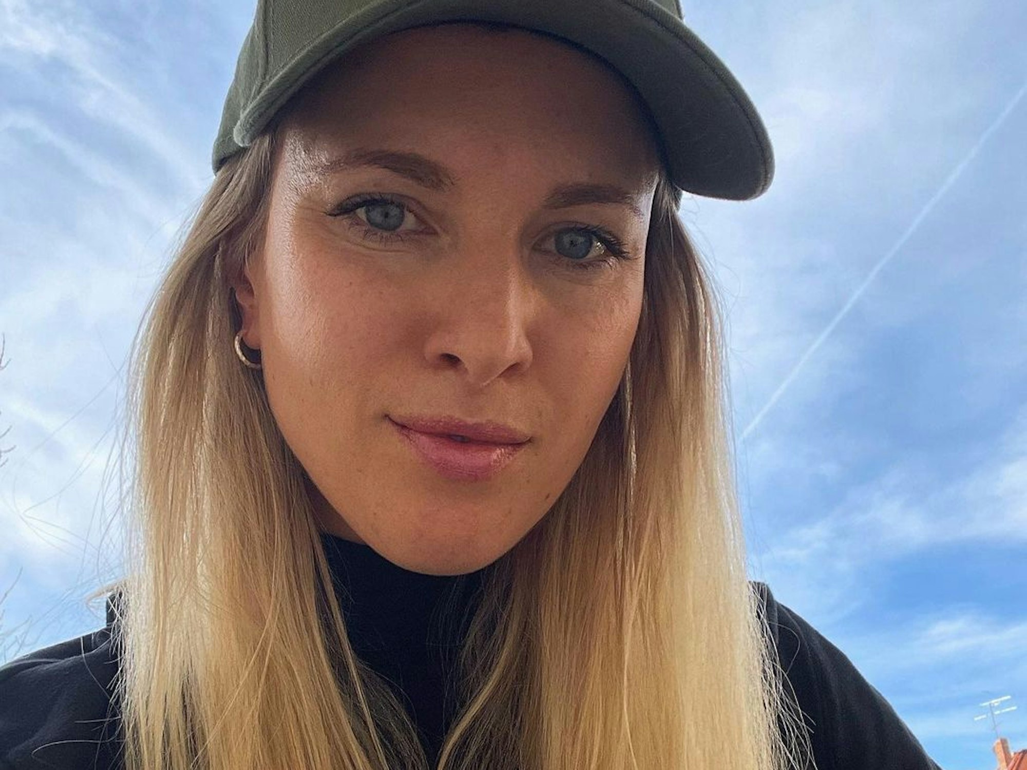 Ruth Hofmann posiert für ein Instagram-Selfie.