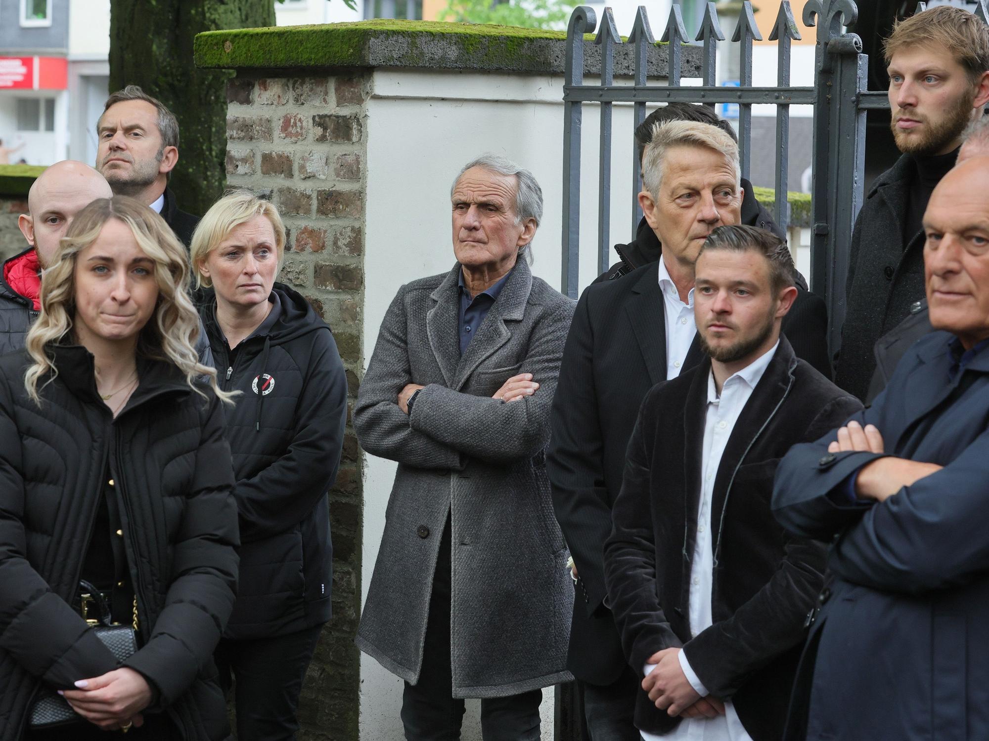 Verabschiedung Franz-Josef Wernze. Wolfgang Overath war auch dabei.