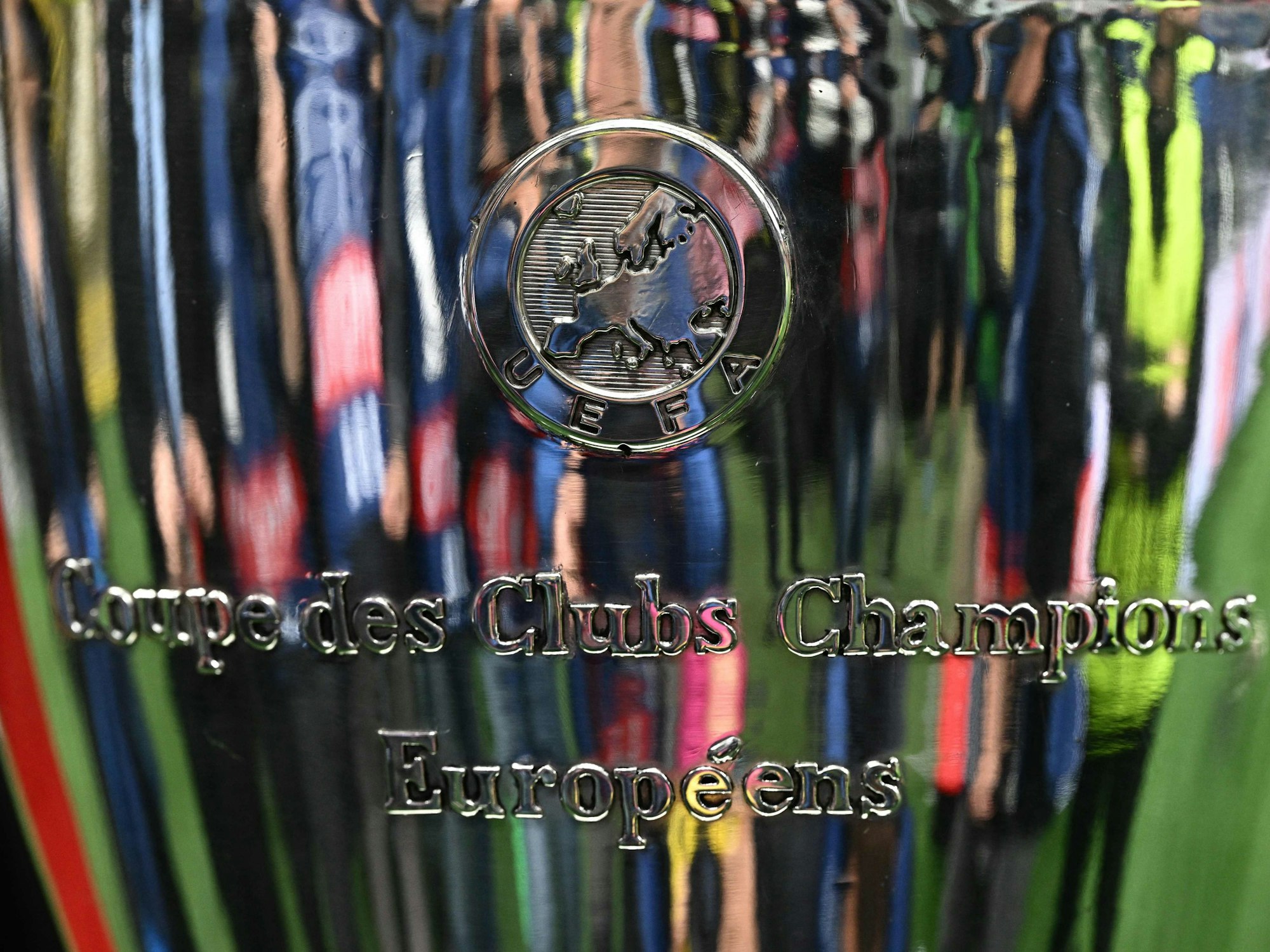 Nahaufnahme der Champions-League-Trophäe.