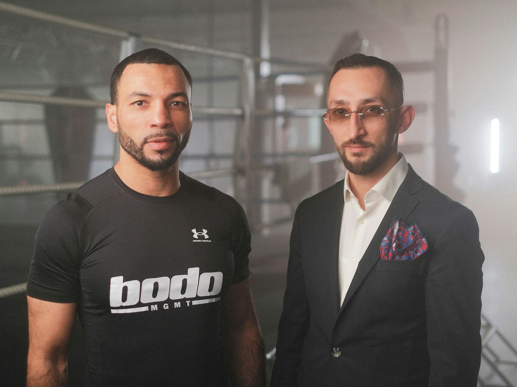 Box-Trainer Maurice Weber zusammen mit Ömer Özkan von Bodo Management