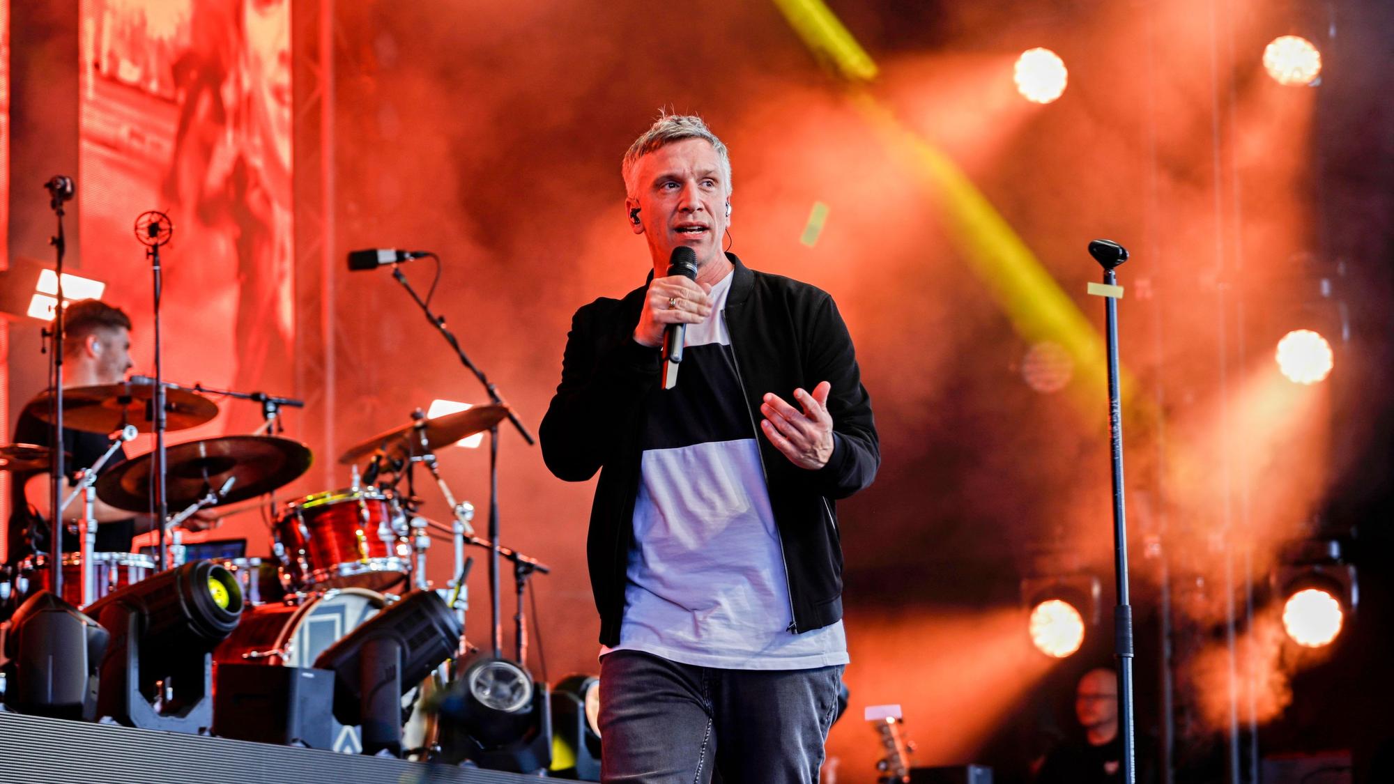 Mit einem Konzert von Kasalla startete der Kölner Tanzbrunnen in die Saison 2023.