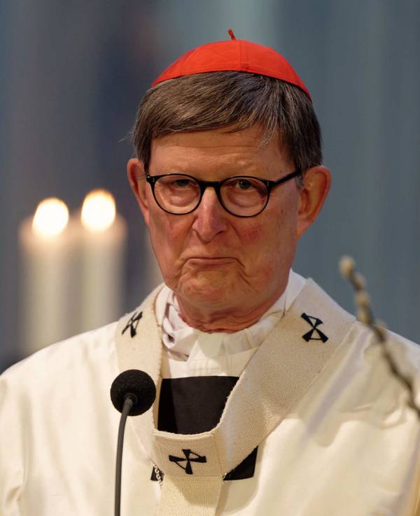 Kardinal Rainer Maria Woelki predigt beim Pontifikalamt zum Ostersonntag 2023