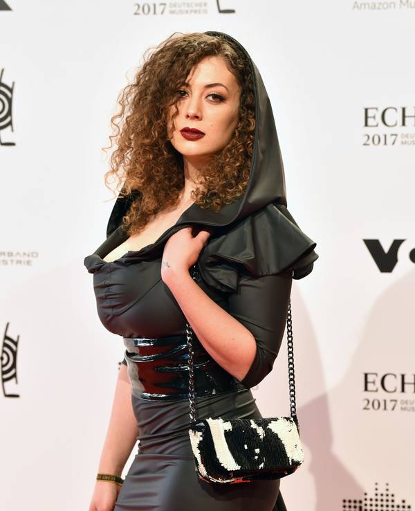 Leila Lowfire am 6. April 2017 bei der Echo-Verleihung.