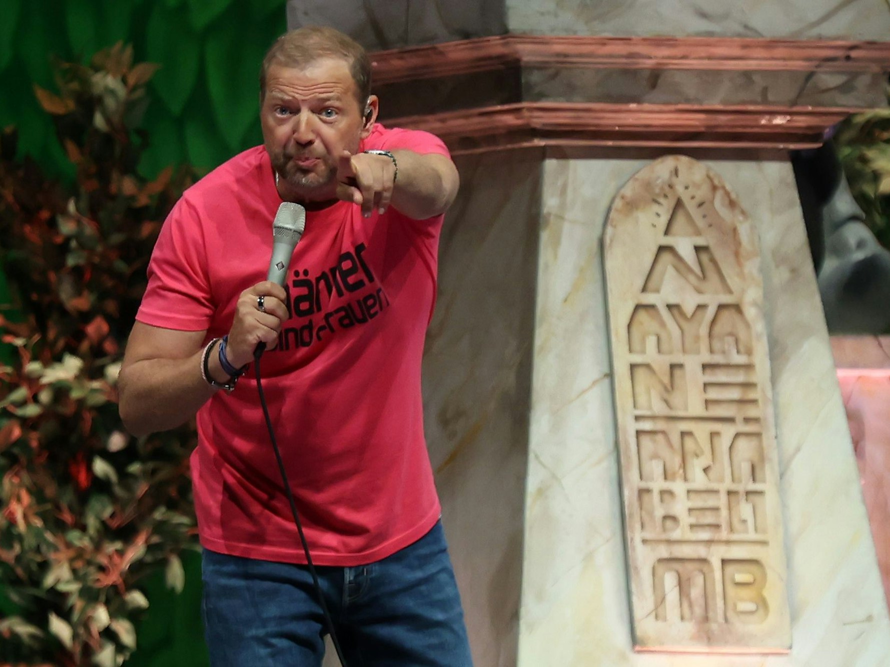 Mario Barth beim Auftritt in der Lanxess Arena.
