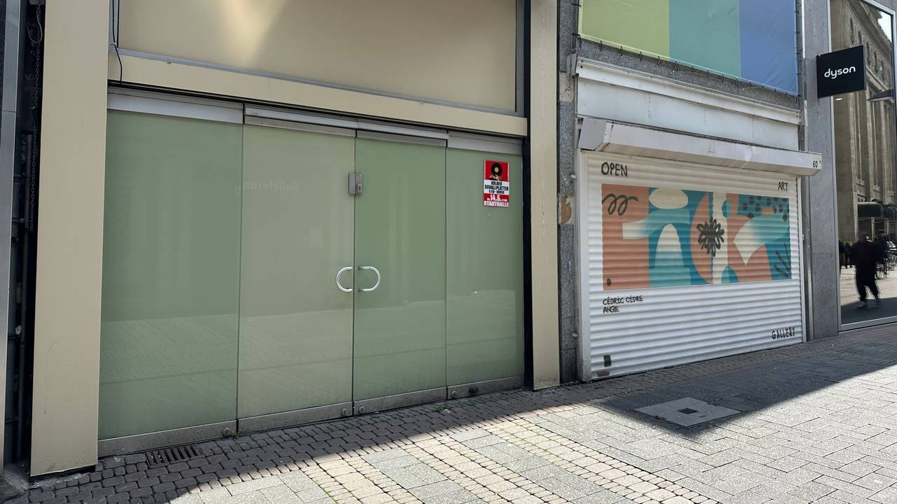 Ein leerstehendes Ladenlokal auf der Kölner Hohe Straße