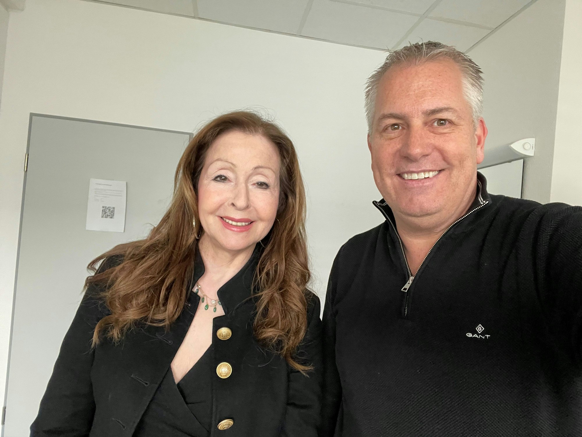 Vicky Leandros beim Treffen mit Marcel Schwamborn.