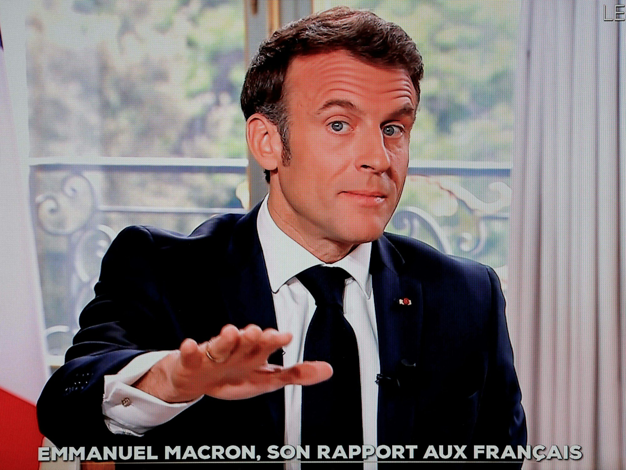 Frankfreichs Präsident Emmanuel Macron spricht am Montag (15. Mai) im französischen Sender TF1 und macht der Ukraine ein überraschendes Angebot.