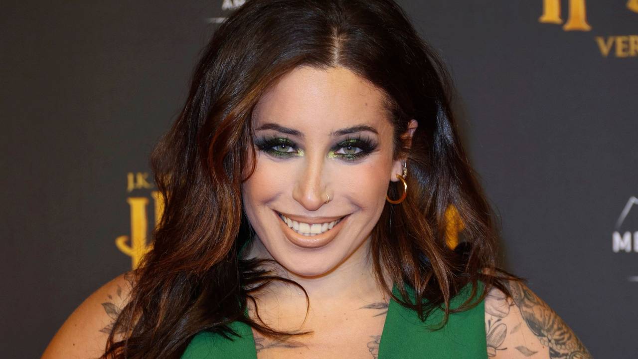 Jolina Mennen am 19. Februar 2023 bei der Europa-Premiere des Theaterstücks Harry Potter und das verwunschene Kind im Mehr! Theater in Hamburg,