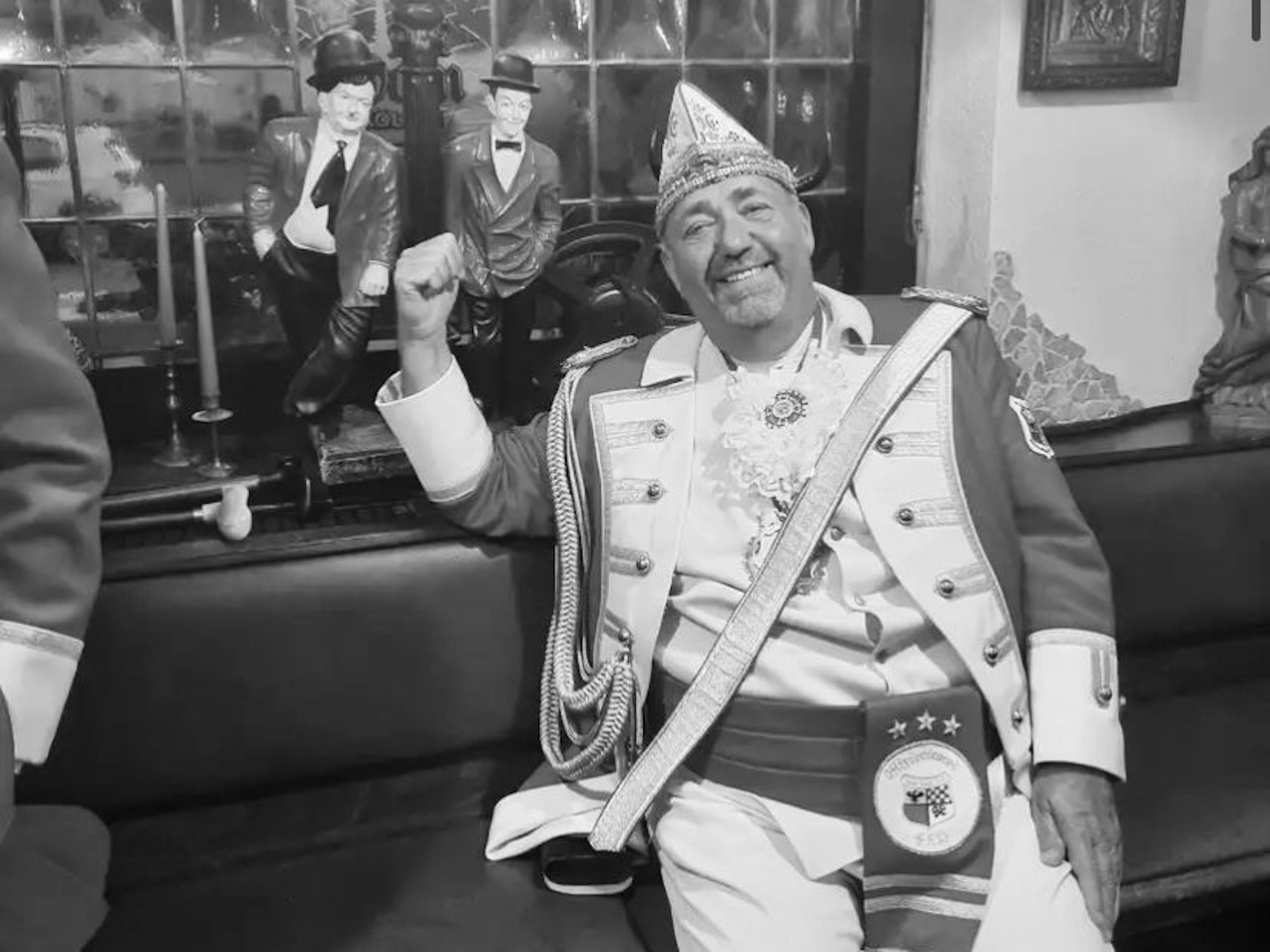 Karnevalist Heinz-Gert Sester „Bärchen“ lächelt in die Kamera.