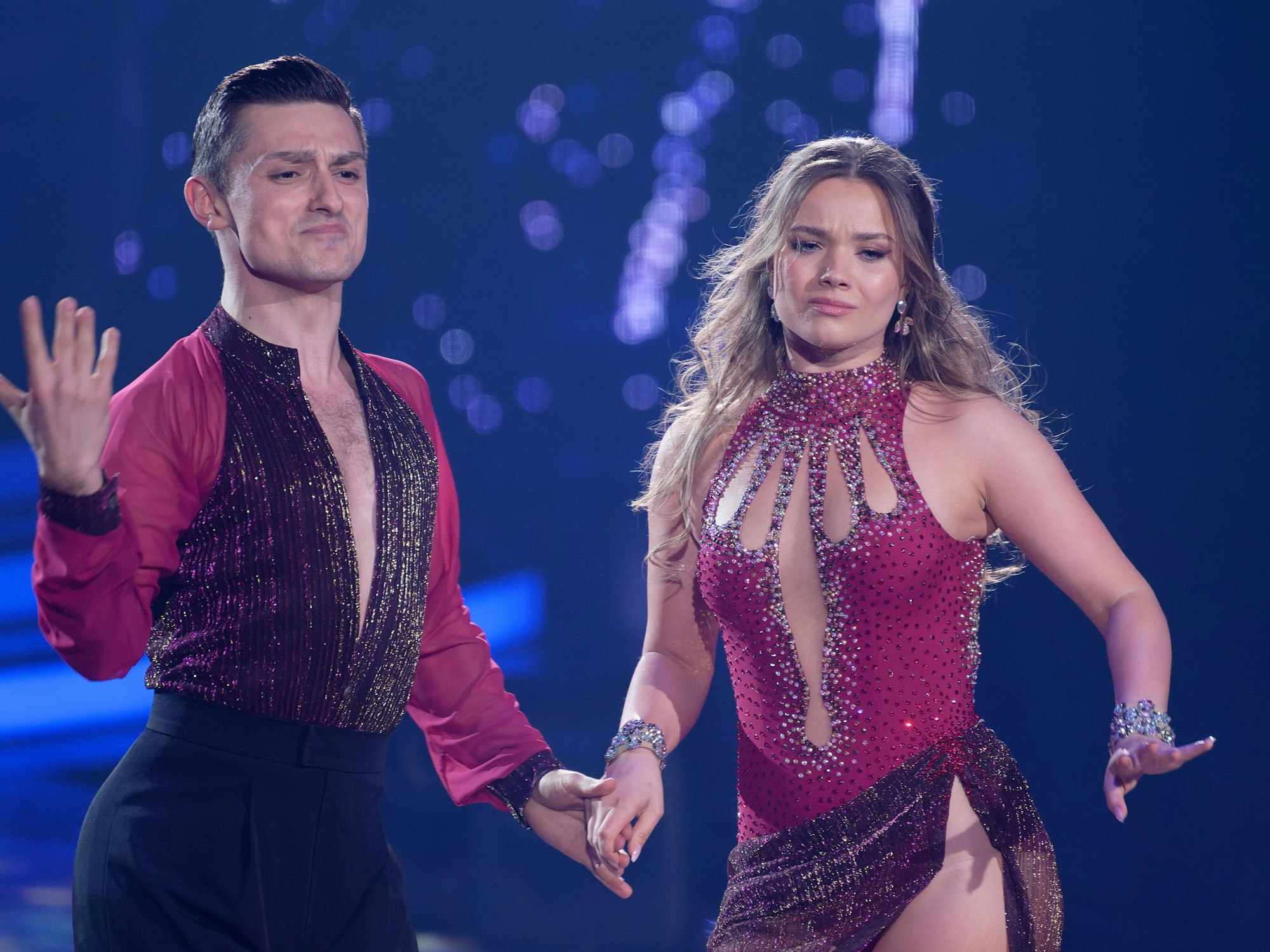 Julia Beautx und Zsolt Sandor Cseke tanzen beim Finale der RTL Live-Tanzshow „Let's Dance“.