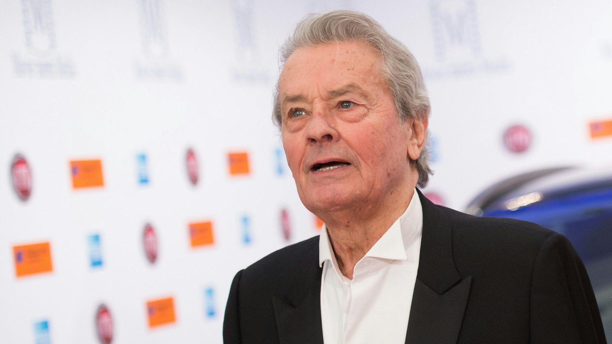 Der französische Schauspieler Alain Delon kommt am 30.11.2015 zum ‚Movie meets Media‘-Event in Hamburg.