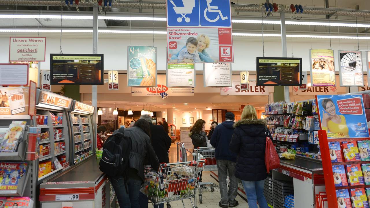 Ein Kaufland-Kunde macht eine fiese Entdeckung und stellt den Discounter daraufhin zur Rede. Unser Archivbild zeigt eine Filiale im Jahr 2014.
