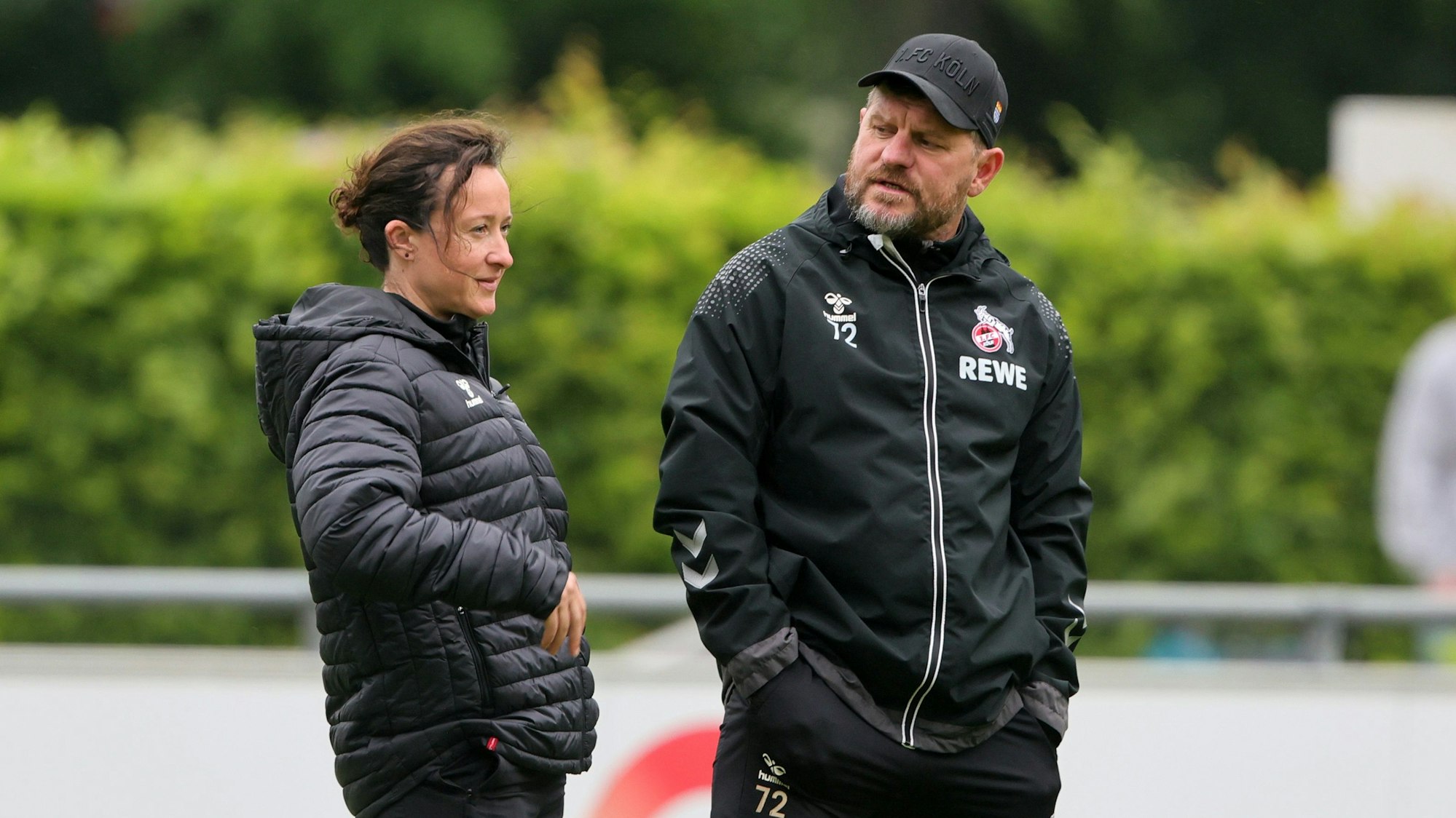 Steffen Baumgart im Gespräch mit Maria Wolf.