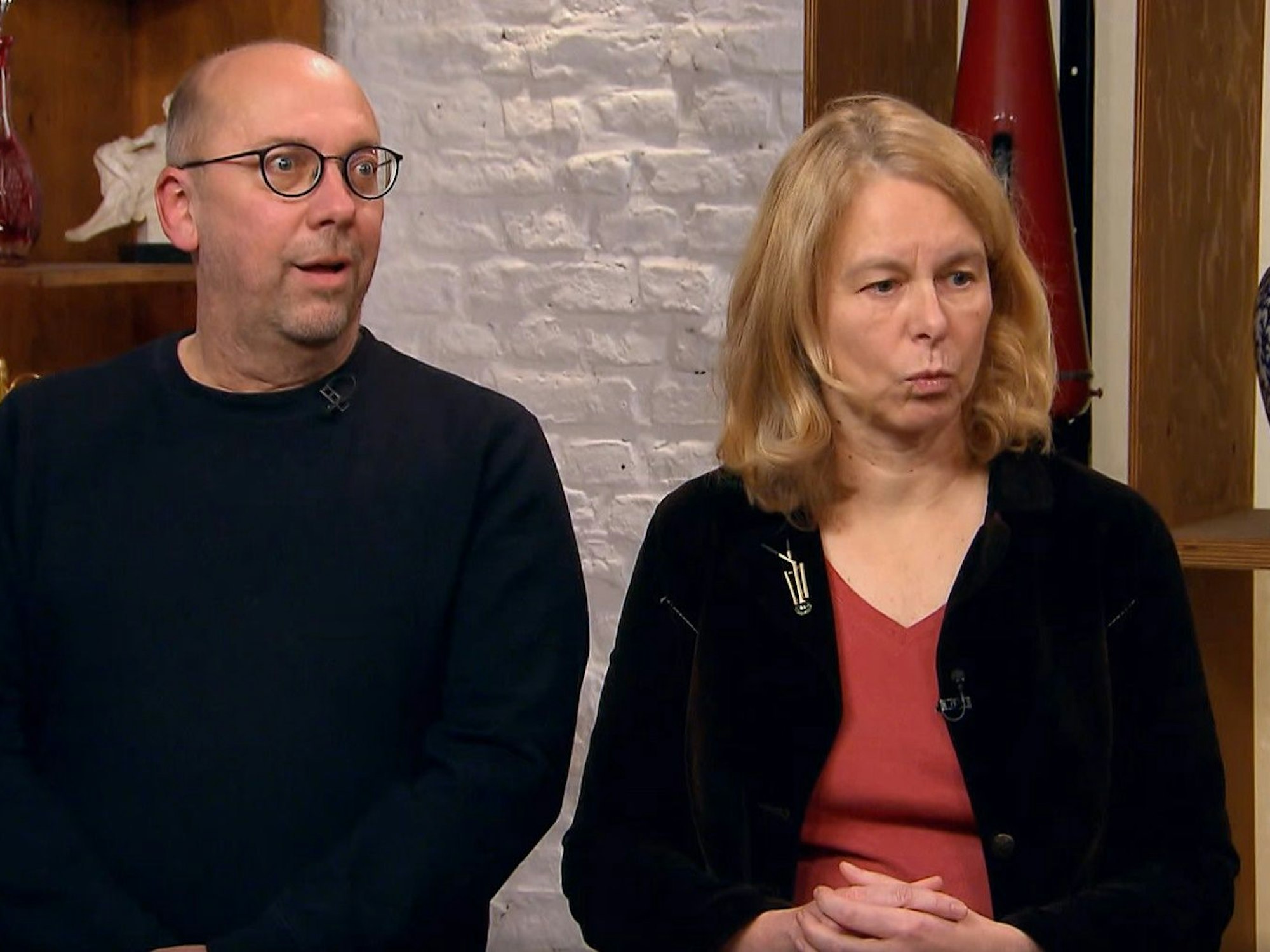 Corinna Drebenstedt und Ehemann Heiner Stix staunen.