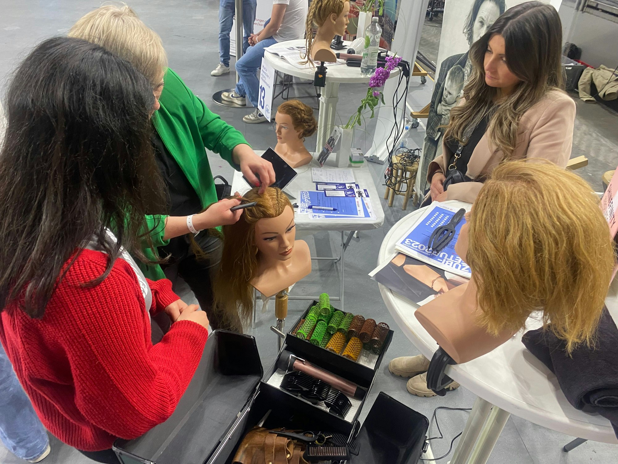 Der Stand eines Friseur-Betriebes