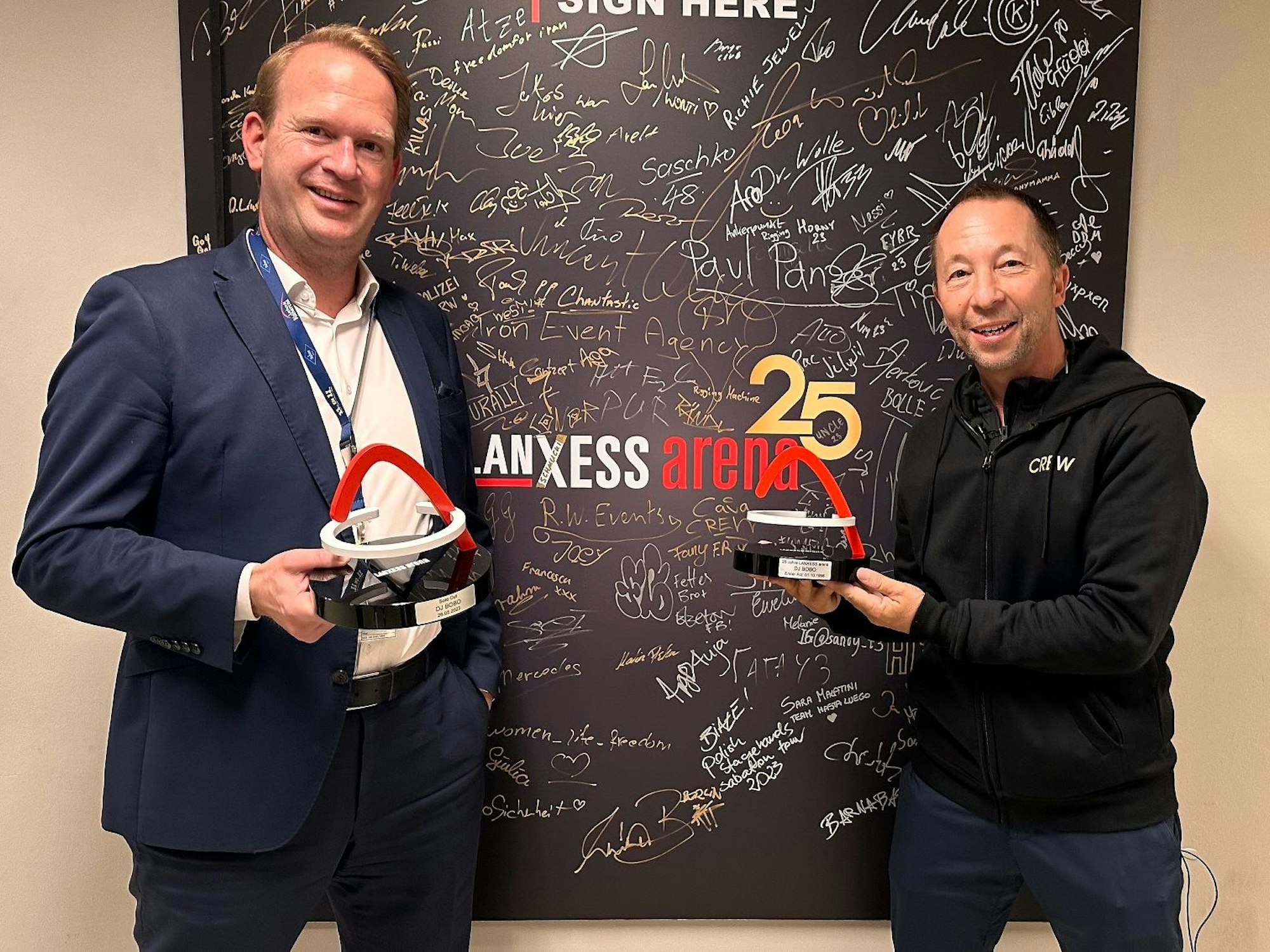 DJ Bobo mit Stefan Löcher.