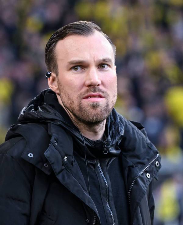 Kevin Großkreutz steht im Signal Iduna Park.