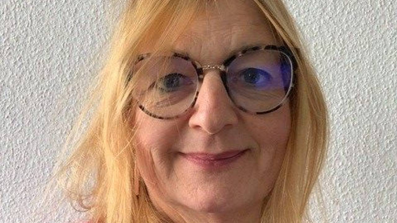 Susanne Schloßmacher ist transgeschlechtlich und hat sich im Alter von 55 Jahren geoutet.