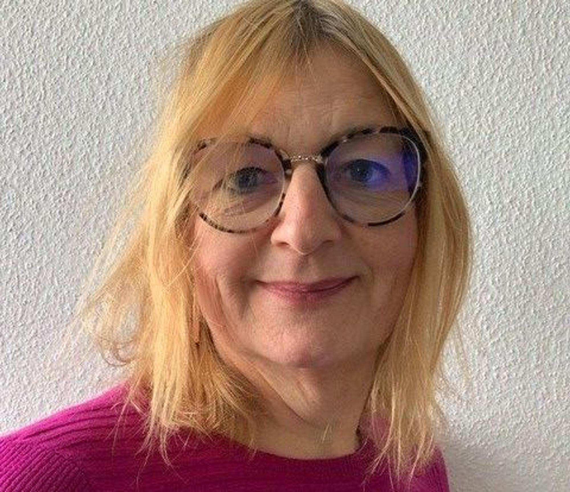 Susanne Schloßmacher ist transgeschlechtlich und hat sich im Alter von 55 Jahren geoutet.
