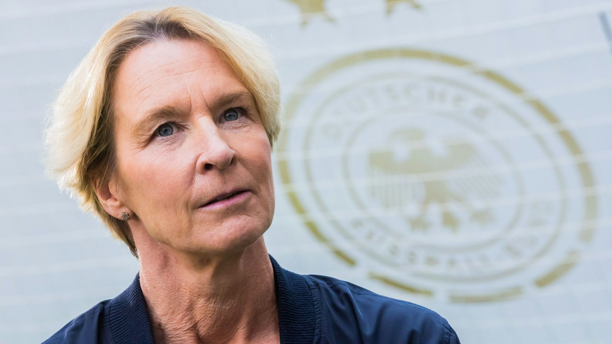 Martina Voss-Tecklenburg äußert sich bei einem Pressetermin zur Bekanntgabe von Google als neuem offiziellem Partner der Frauen-Nationalmannschaft bei Google Berlin.