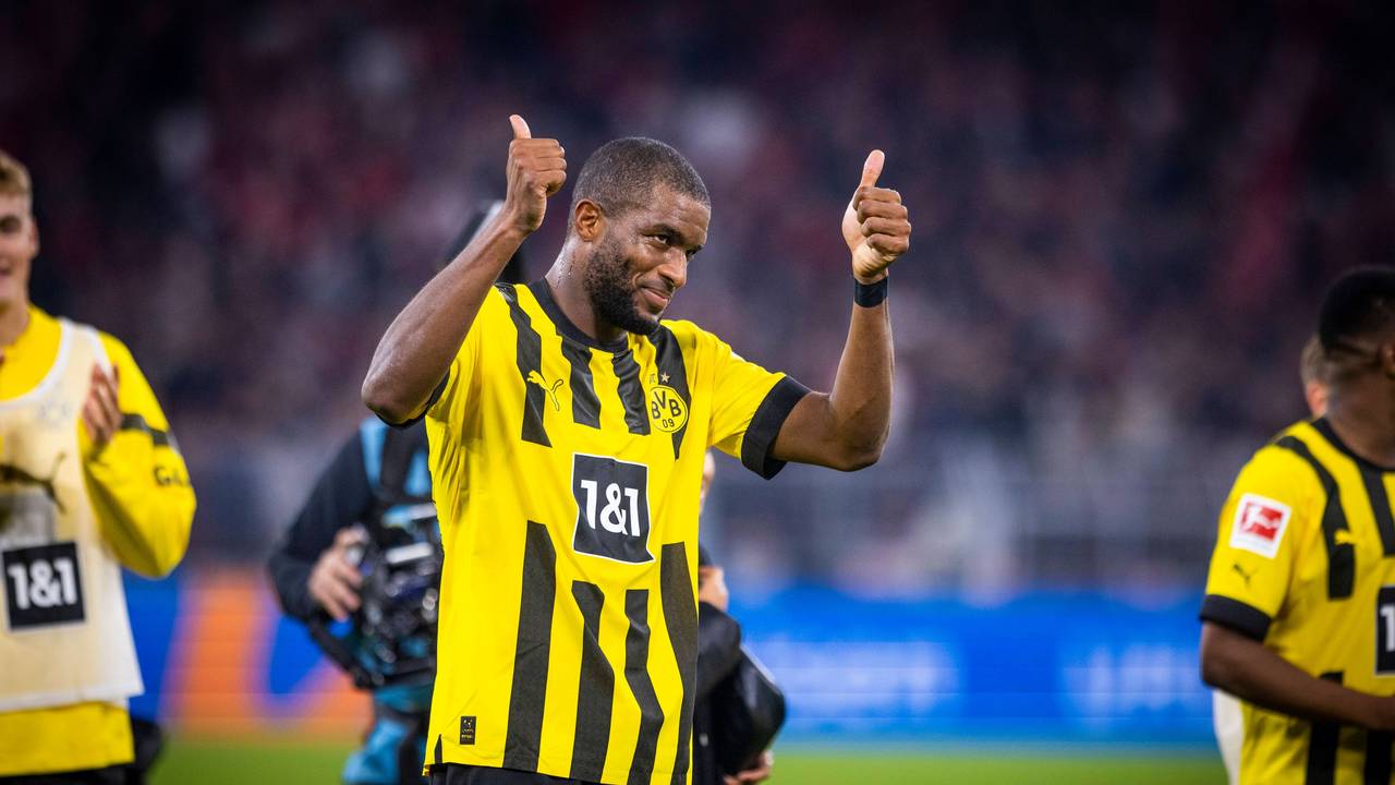 Anthony Modeste bedankt sich bei den Fans.