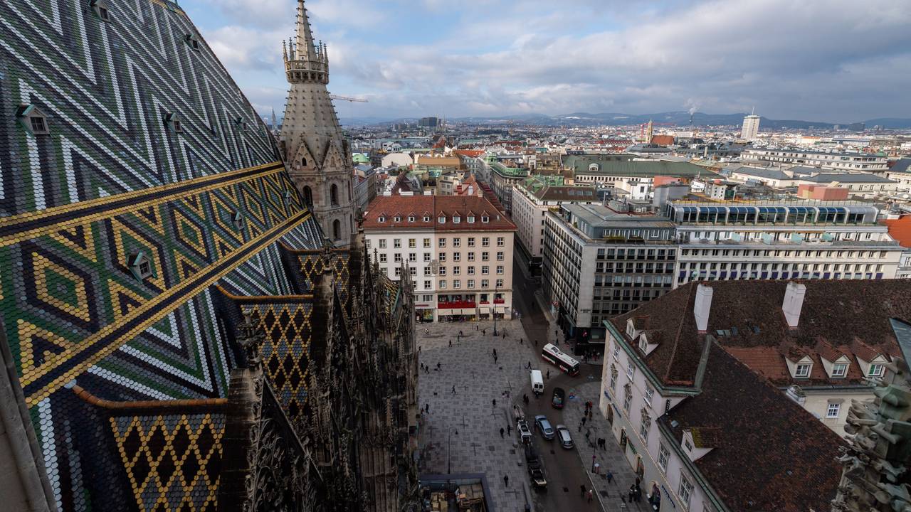 Blick vom Nordturm des Stephansdoms auf Wien, hier im Januar 2020.