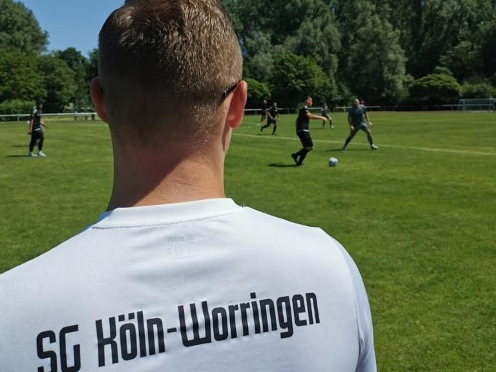 Die SG Worringen während eines Spiels in der Kölner Kreisliga D.
