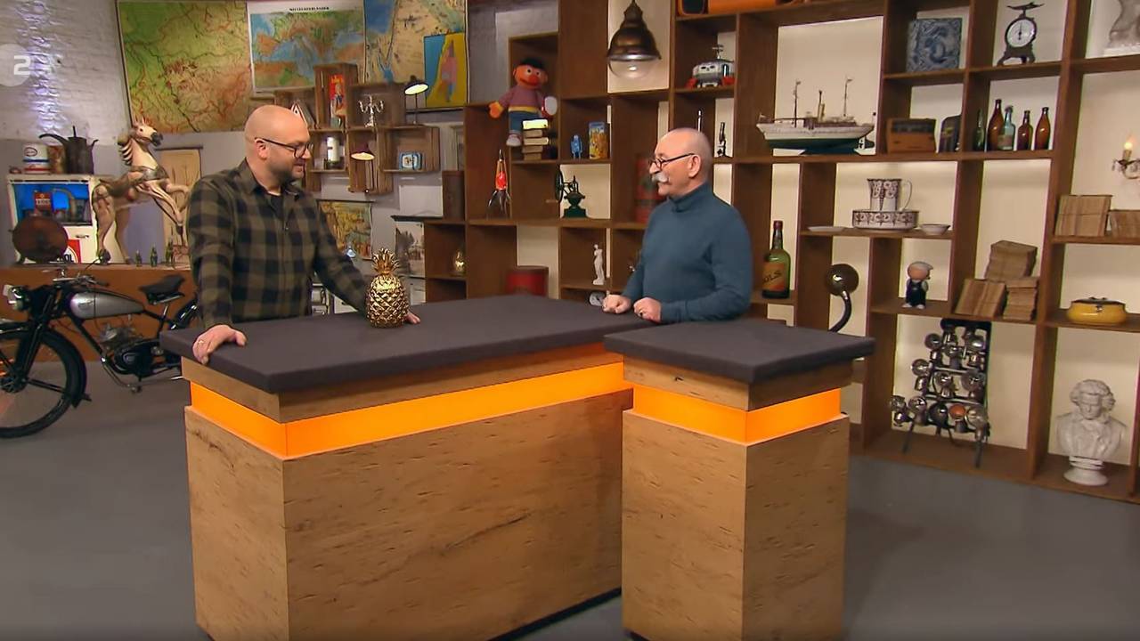 Moderator Horst Lichter (r.) und Experte Sven Deutschmanek in der ZDF-Show „Bares für Rares“
