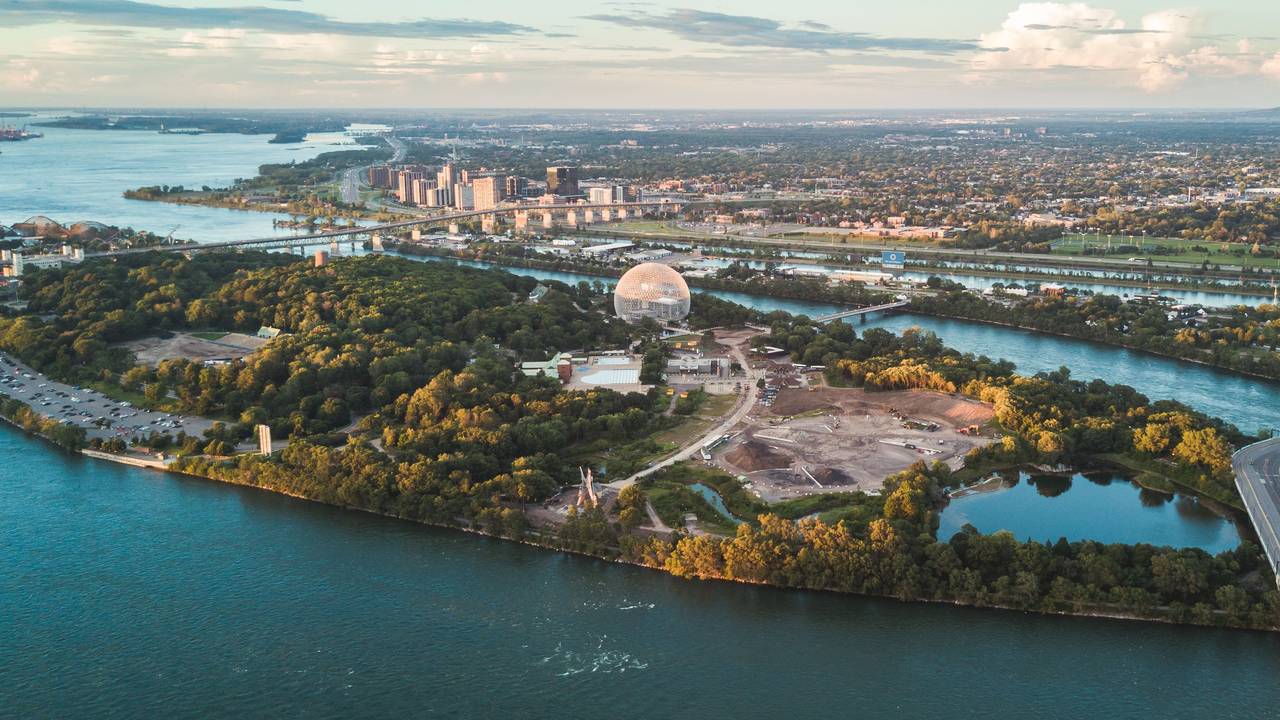Luftaufnahme der Stadtansicht des kanadischen Montreal.