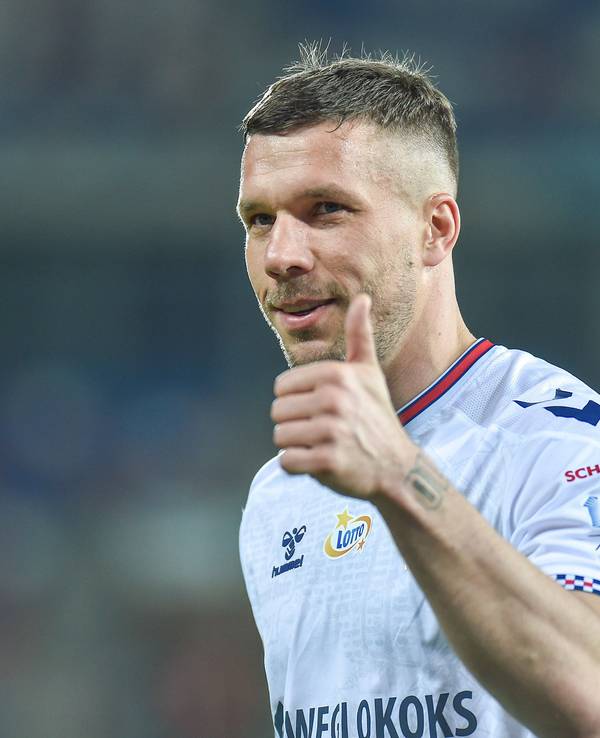 FC-Legende Lukas Podolski, hier in einem Spiel von Gornik Zabrze am 5. Mai 2023.