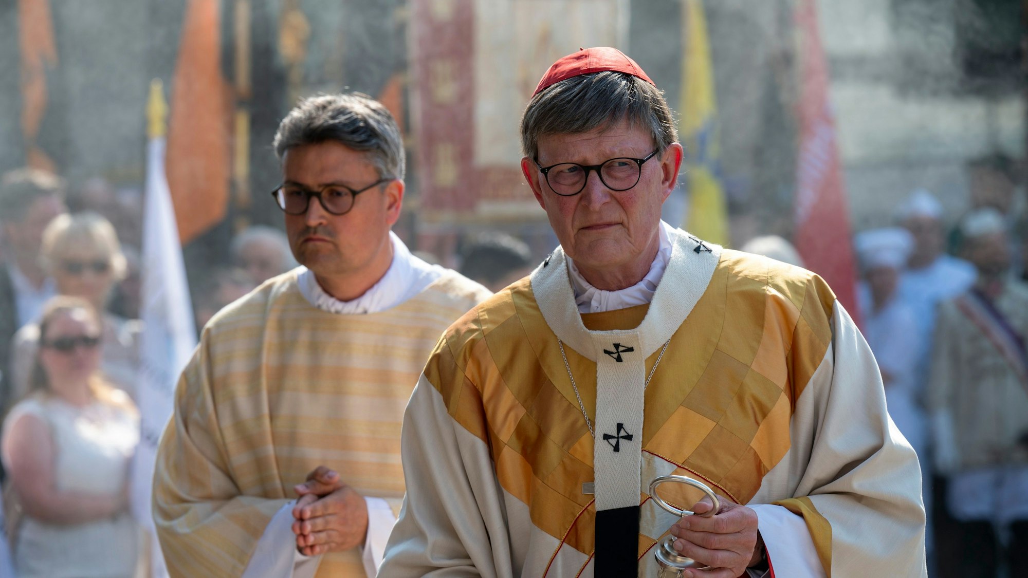 Kardinal Woelki beim Fronleichnams-Gottesdienst auf dem Roncalliplatz in Köln.