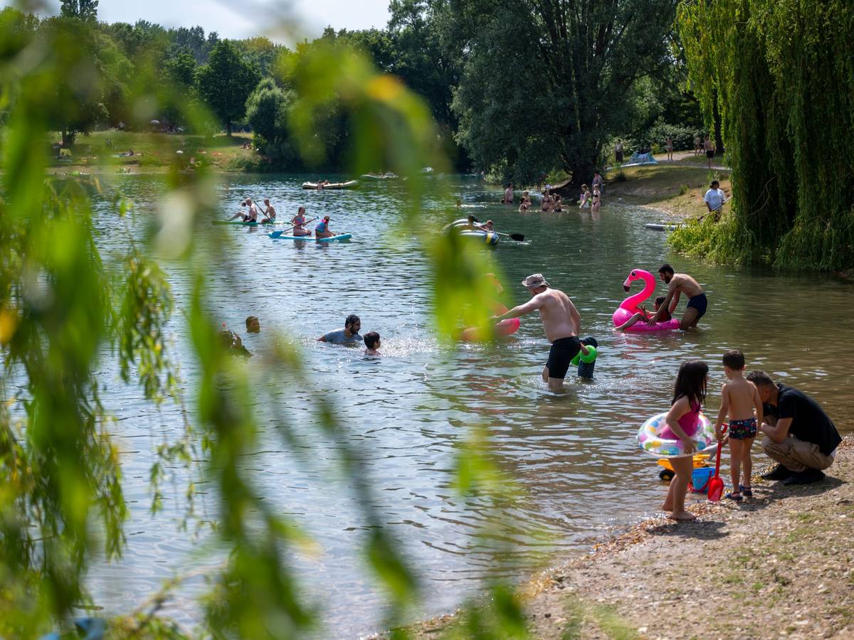 10.06.2023, Köln: Das Baden ist im Fühlinger See verboten. Foto: Uwe Weiser