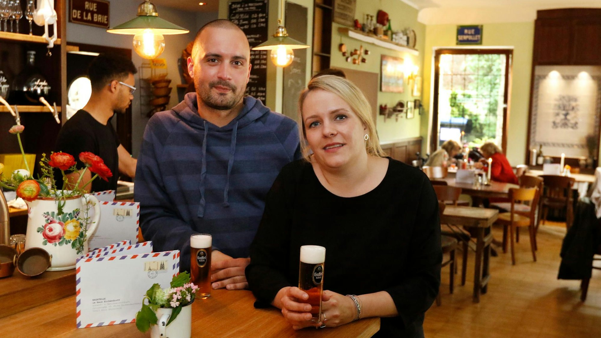 Das Kölner Gastro-Ehepaar Daniel und Reja Rabe