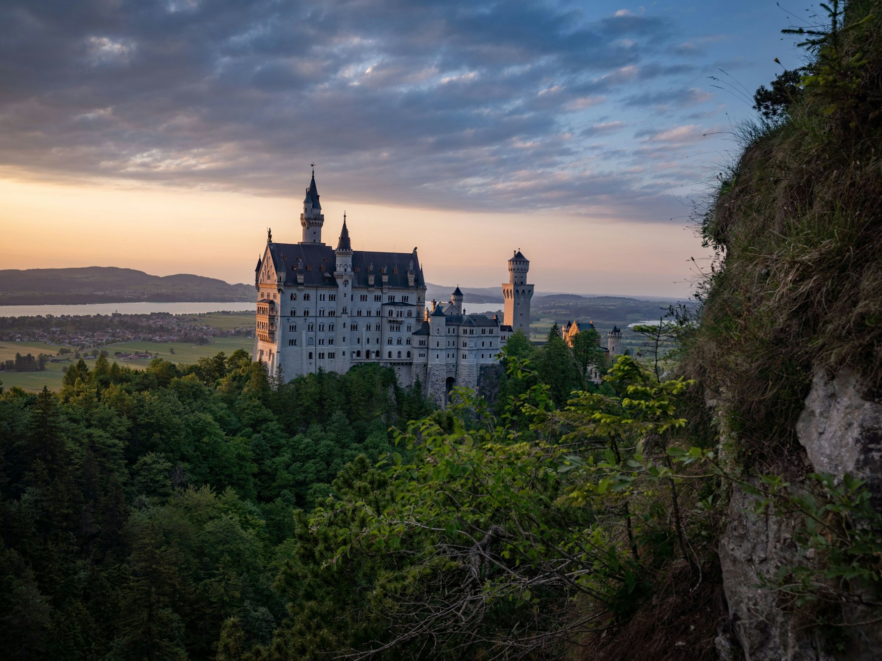Eine Touristin stirbt nach einem Angriff in der Nähe des Schloss Neuschwansteins.