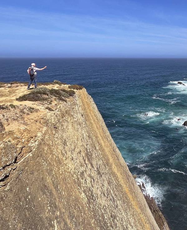Steilklippen am Cabo Sardao. Derzeit ist der Nordatlantik so warm wie noch nie um diese Jahreszeit seit Beginn der Satellitenmessungen vor 40 Jahren
