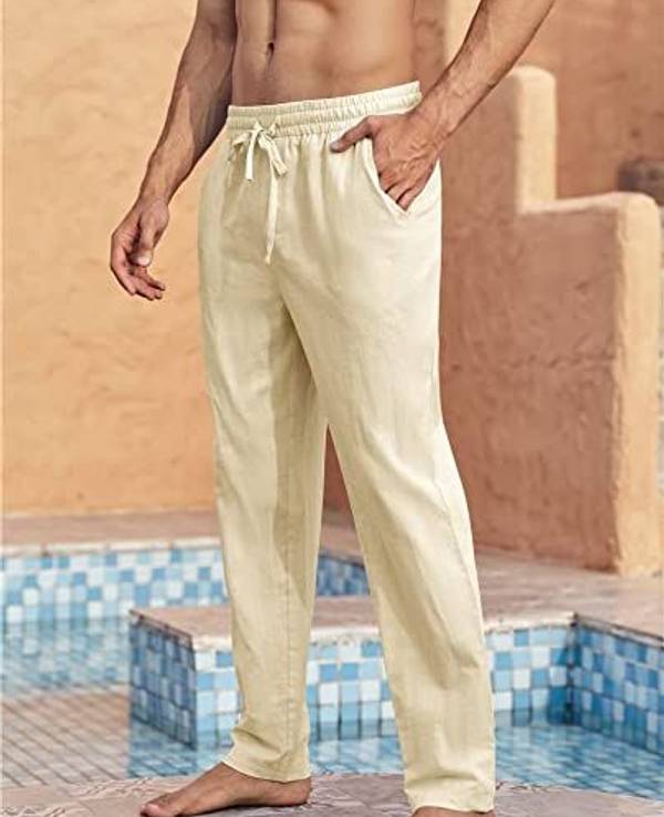 Mann in Leinenhose