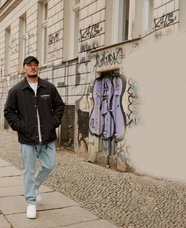 Rapper Montez, der auch für Helene Fischer schreibt