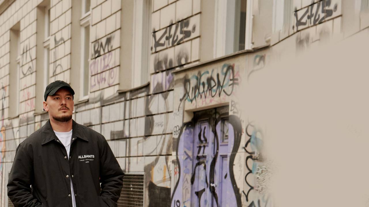 Rapper Montez, der auch für Helene Fischer schreibt