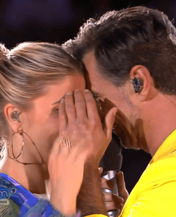 Beatrice Egli und Florian Silbereisen beim Schlagerboom 2023 in Kitzbühel, Screenshot aus dem ARD-Livestream vom 1. Juli 2023
