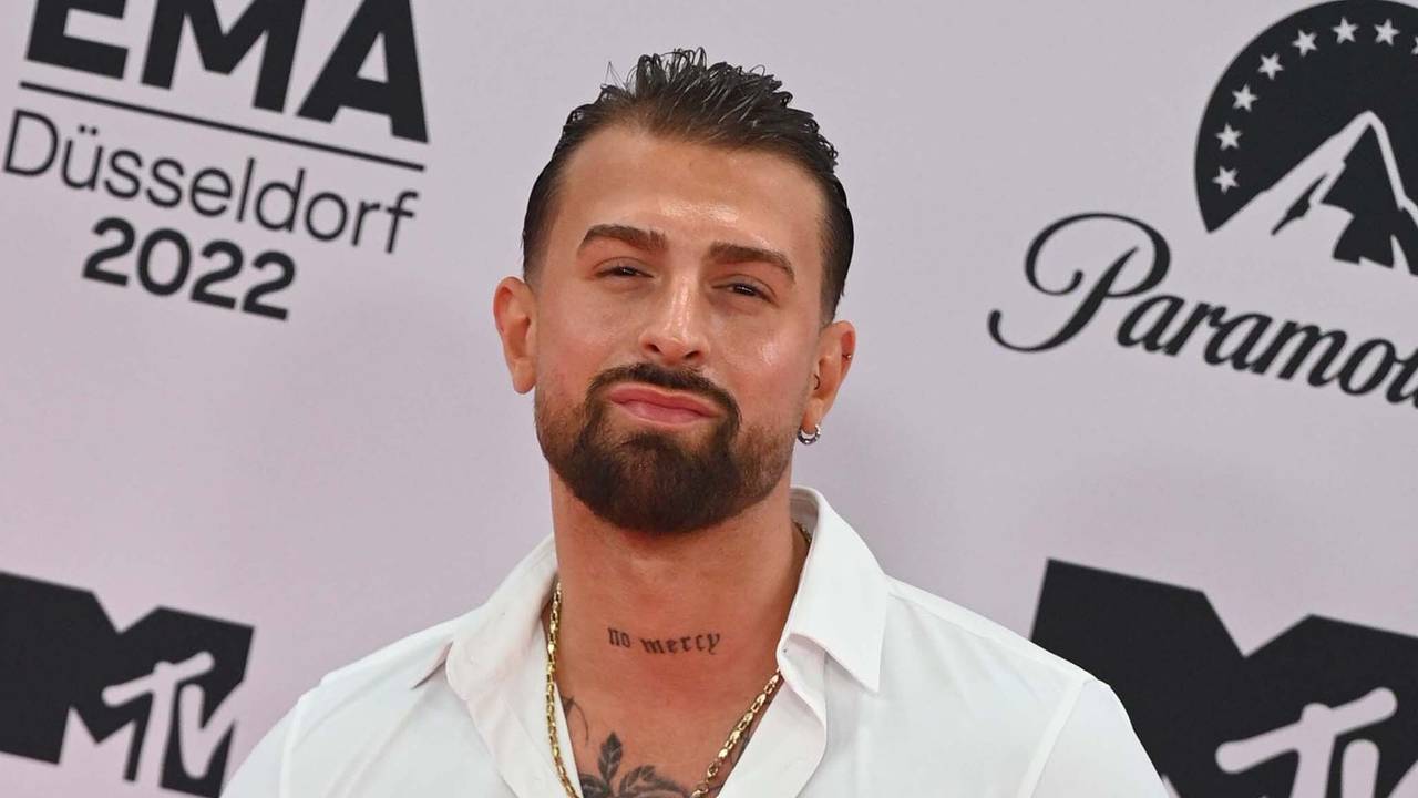 Gigi Birofio schaut in die Kamera.