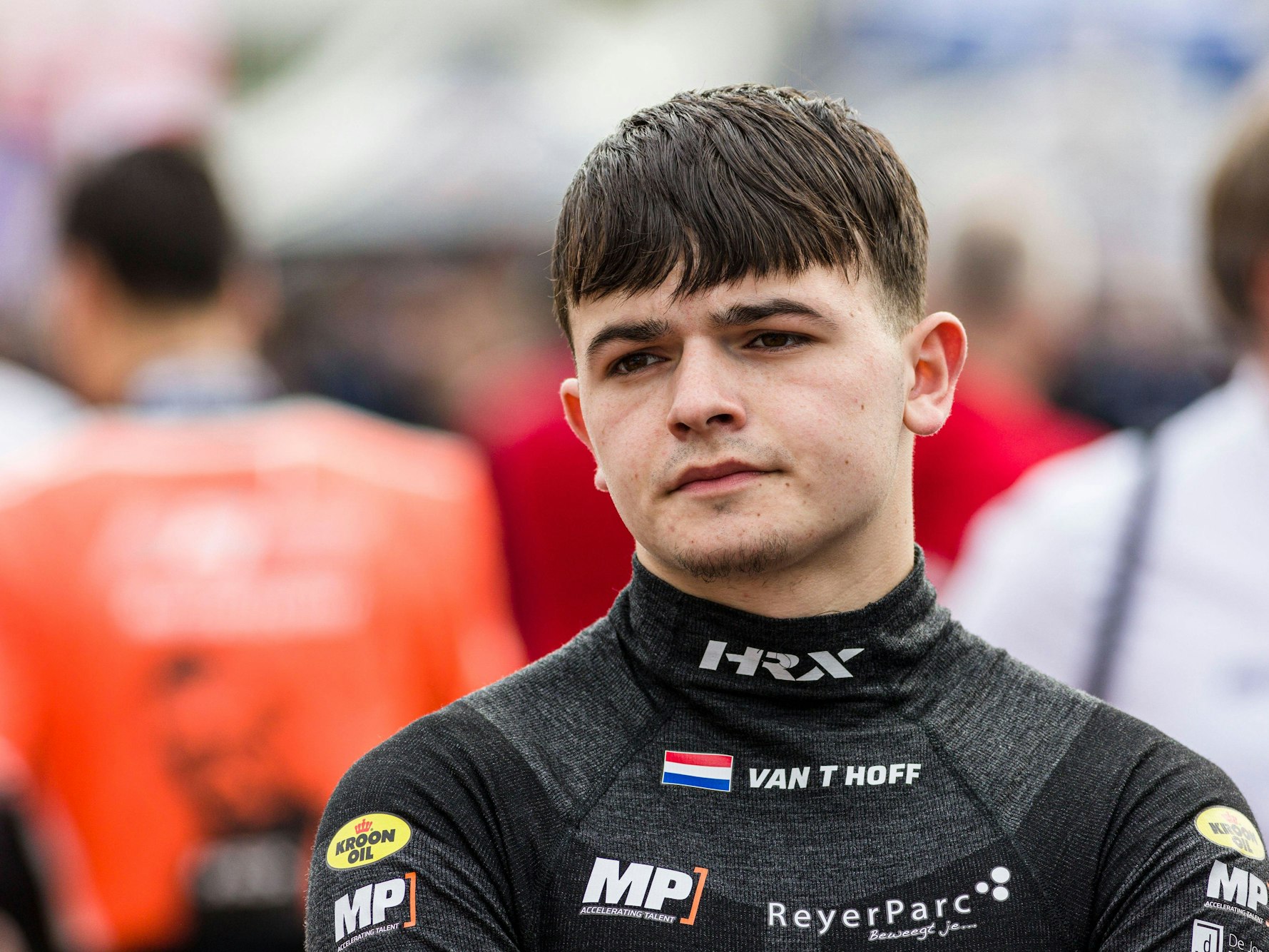 Dilano van't Hoff an der Rennstrecke in Barcelona.