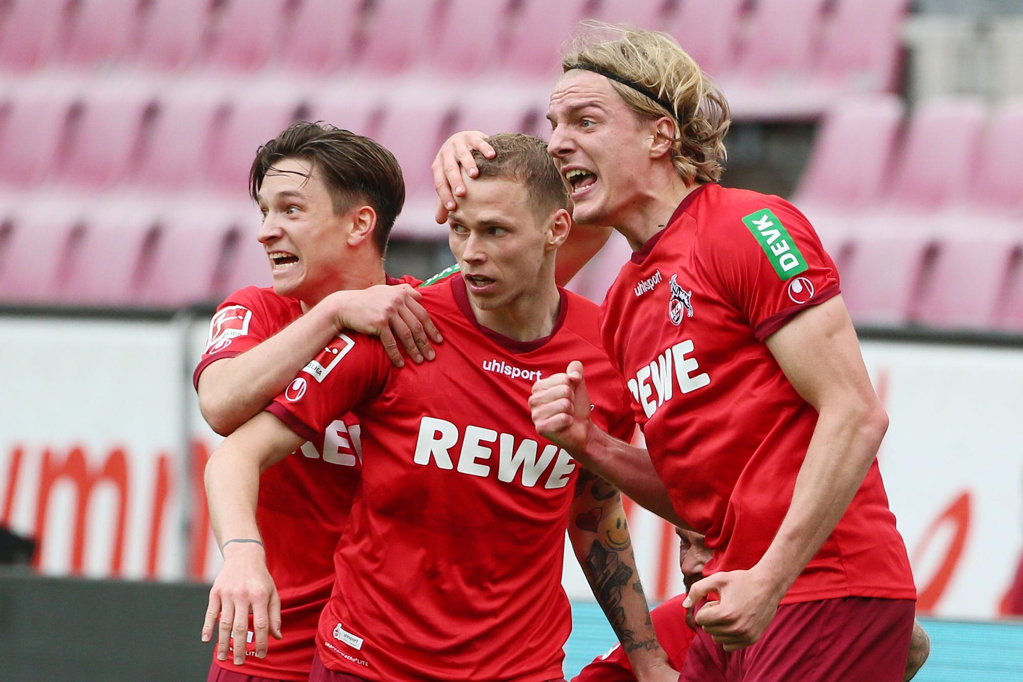 Noah Katterbach, Ondrej Duda und Sebastian Bornauw jubeln für den FC.