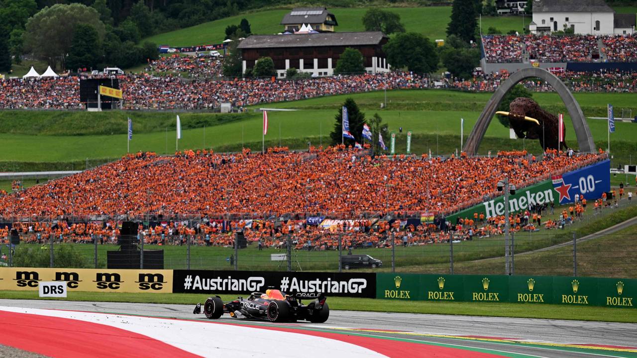 Max Verstappen vor den Oranje-Fans im Rennen der Formel 1.