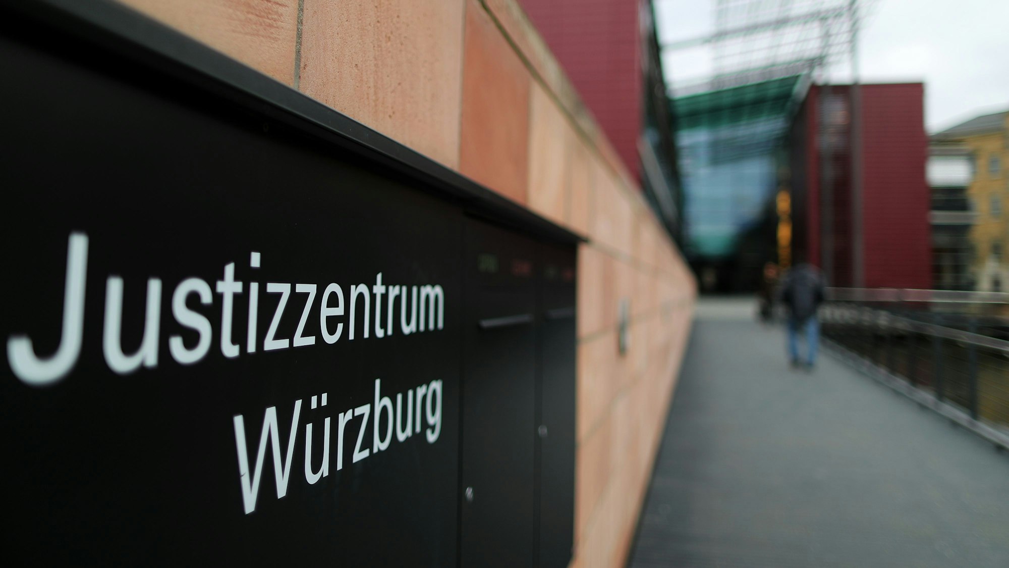 Ein Blick auf das Landgericht in Würzburg.