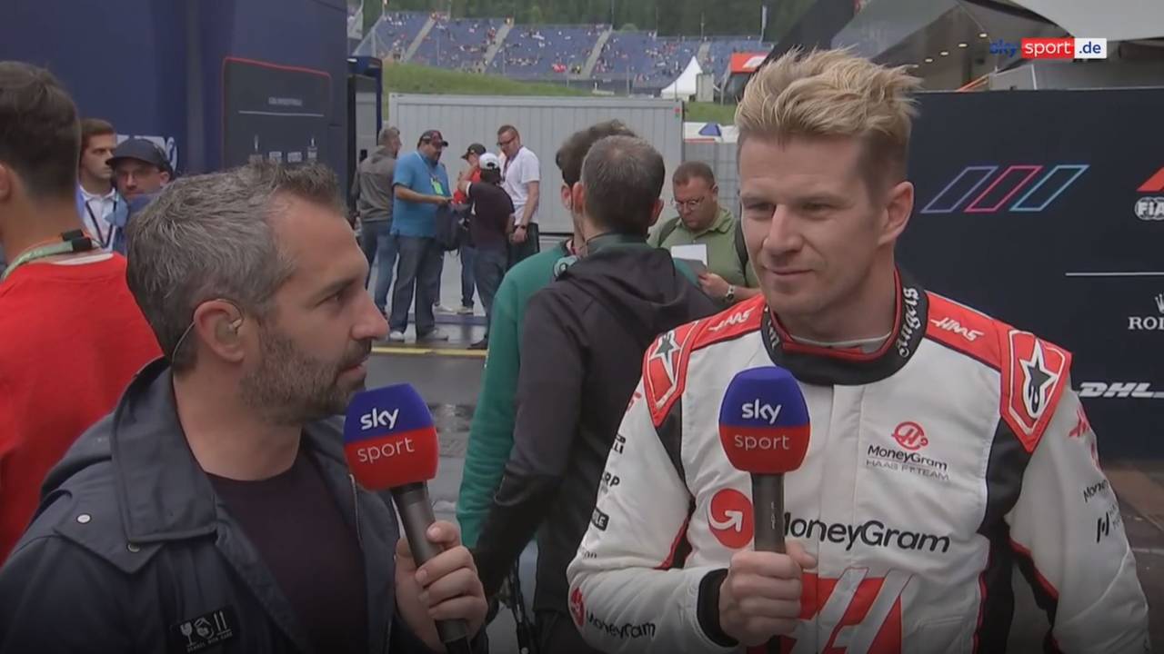 Sky-Experte Timo Glock (l.) rund um das Spielberg-Rennen der Formel 1 in Spielberg im Gespräch mit Nico Hülkenberg.